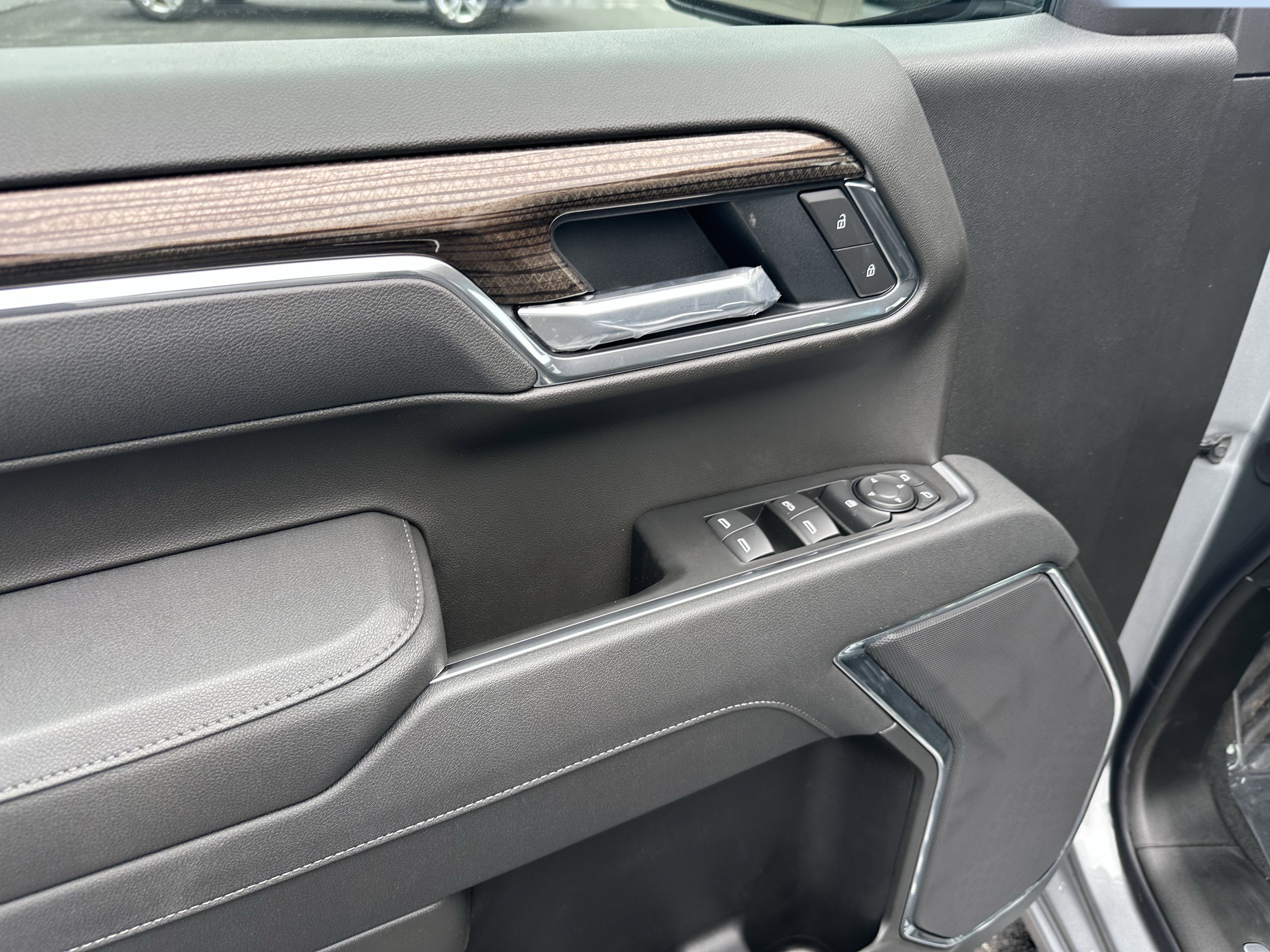 New 2026 Chevrolet Silverado 1500 LT AWD/4WD image 9