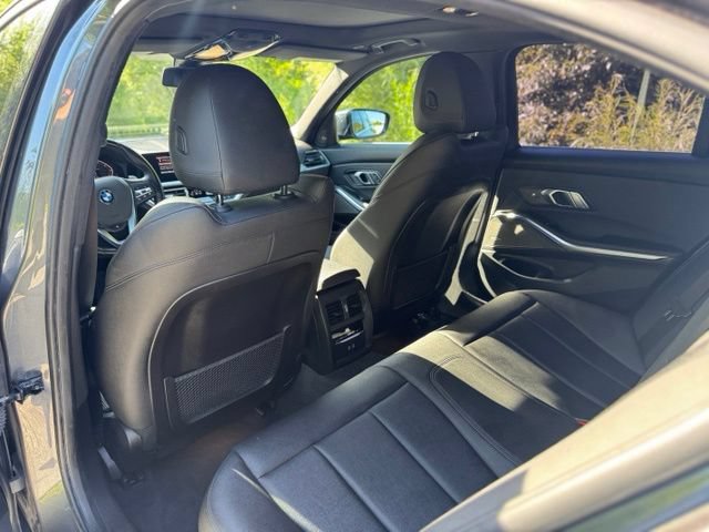 Used 2021 BMW 330i xDrive Sedan w/ Premium Package AWD/4WD image 12