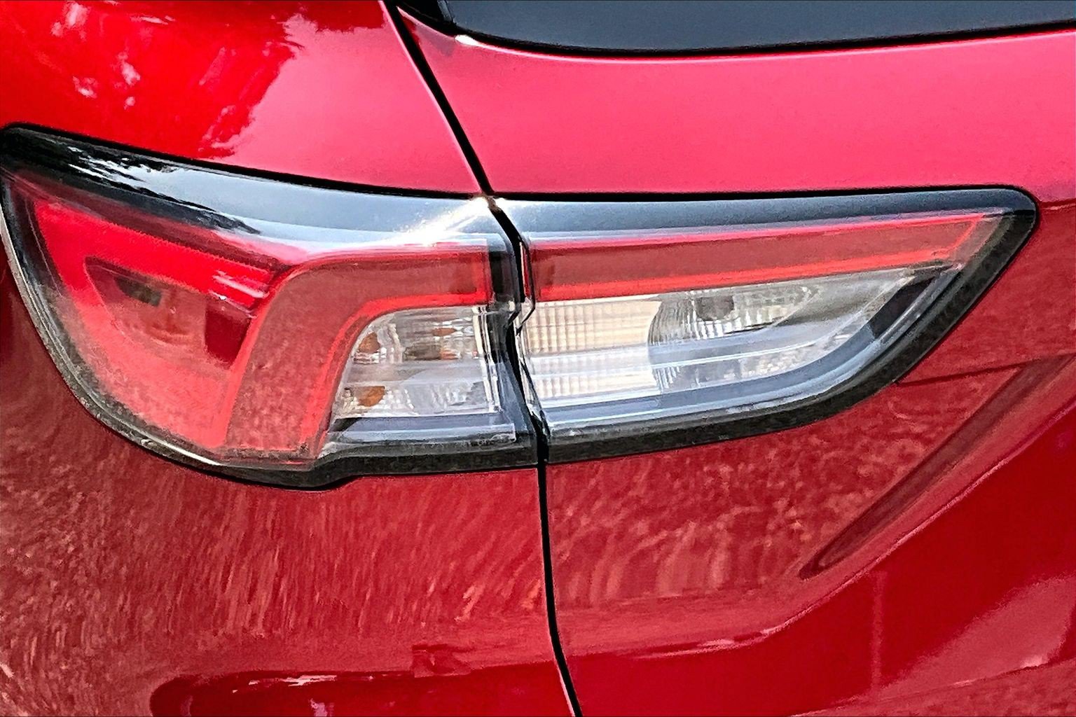 Certified 2020 Ford Escape SE AWD/4WD image 30