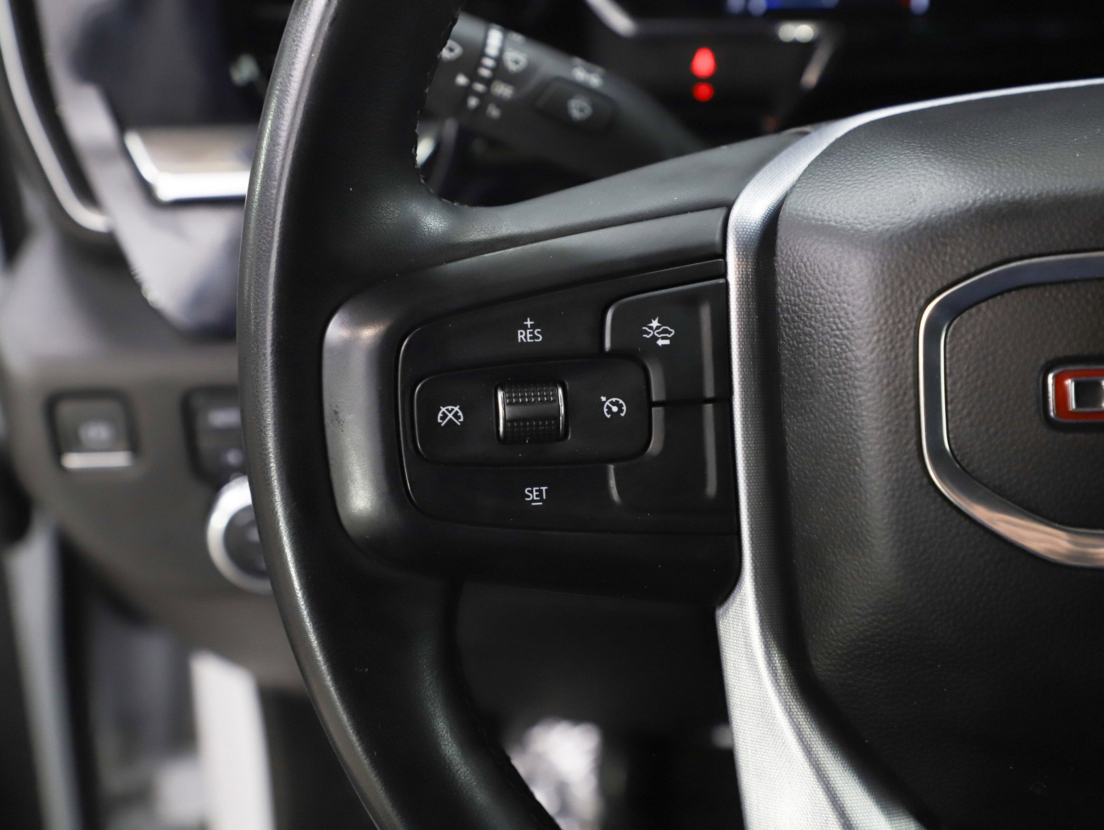 Used 2024 GMC Sierra 3500 SLE image 18