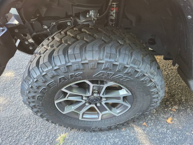 Used 2024 Jeep Gladiator Mojave w/ Technology Group AWD/4WD image 37