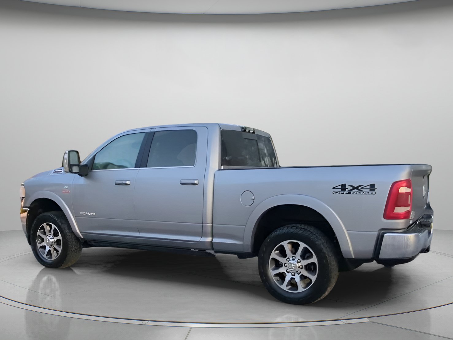 Used 2024 RAM 2500 Limited w/ Safety Group AWD/4WD image 19