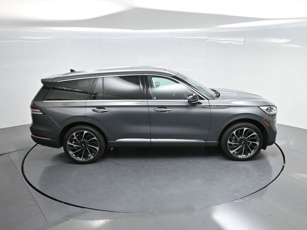 Used 2023 Lincoln Aviator Reserve w/ Equipment Group 201A AWD/4WD image 60