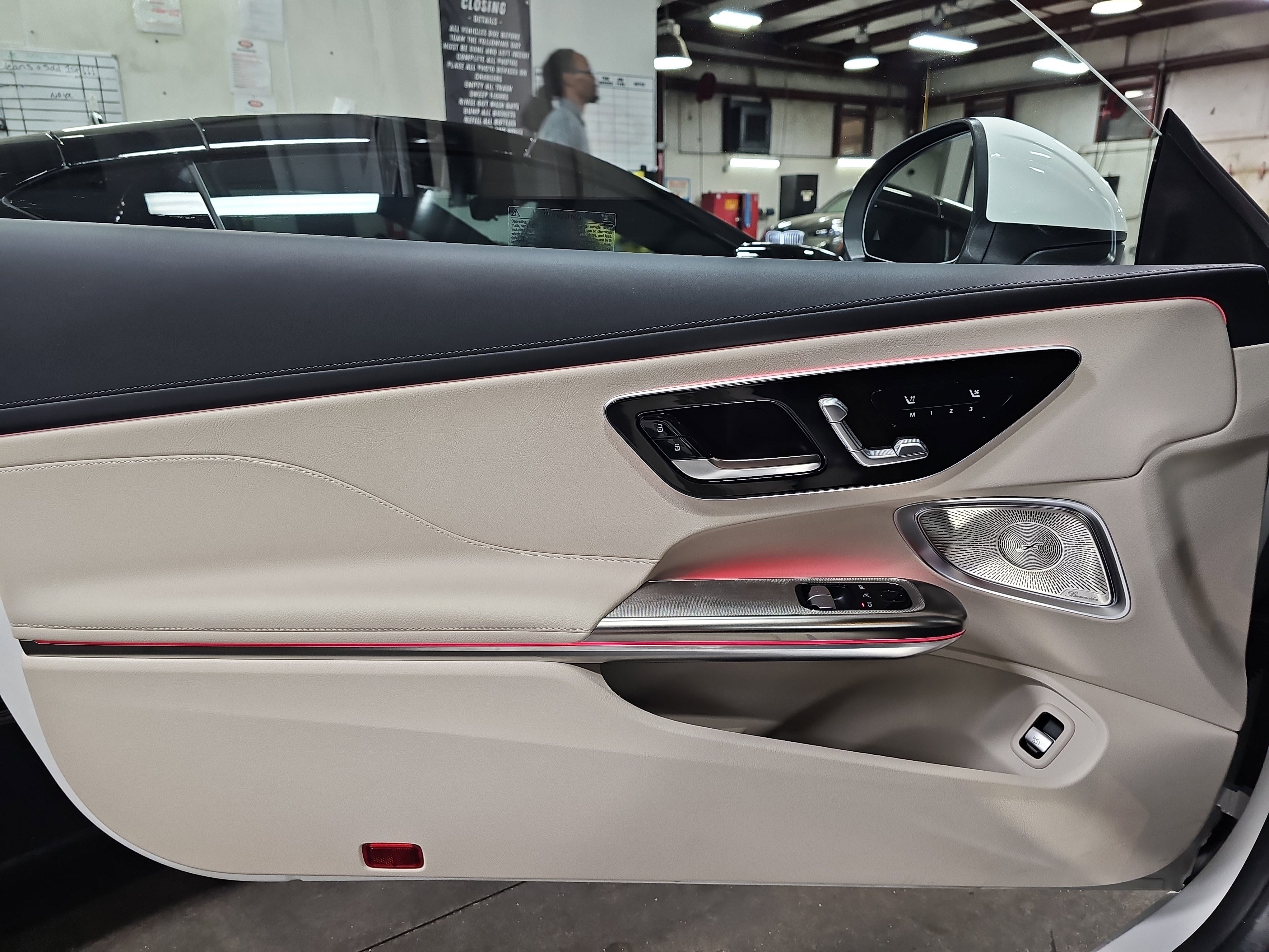 Certified 2026 Mercedes-Benz CLE 300 4MATIC Coupe image 29