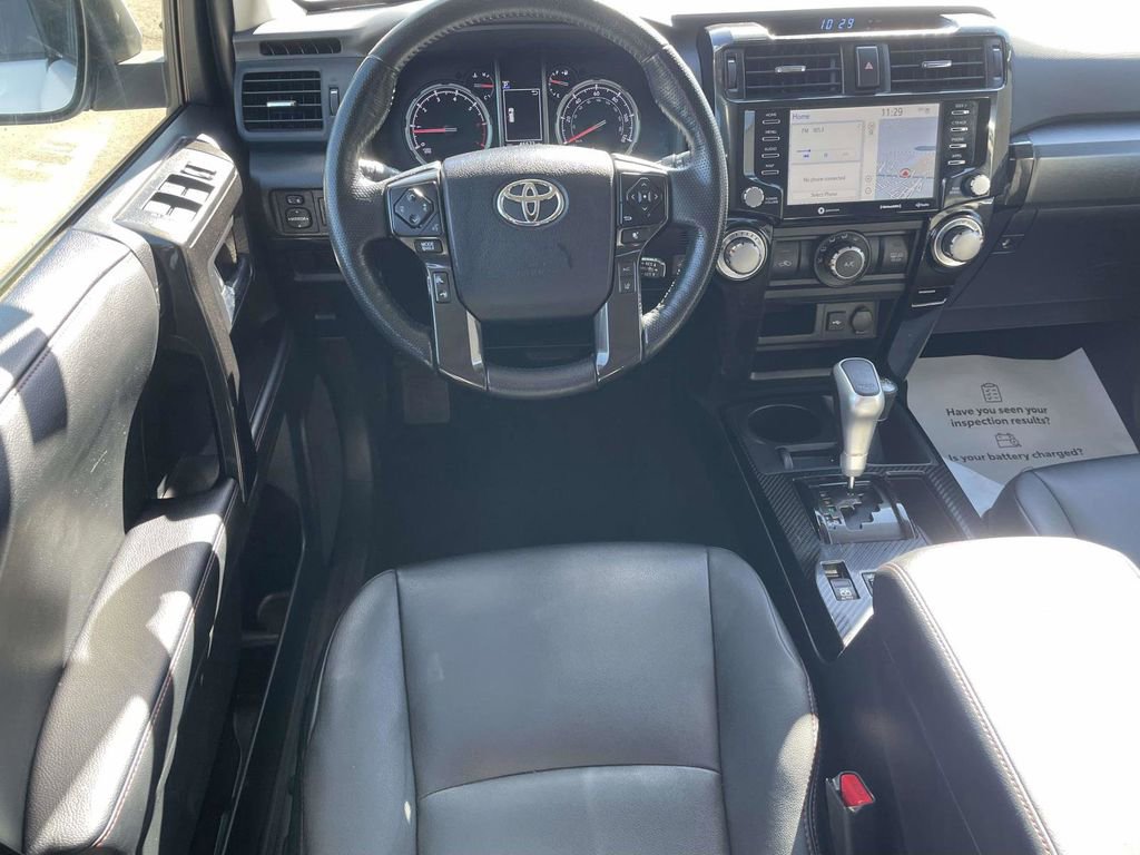 Used 2024 Toyota 4Runner TRD Off-Road Premium image 9