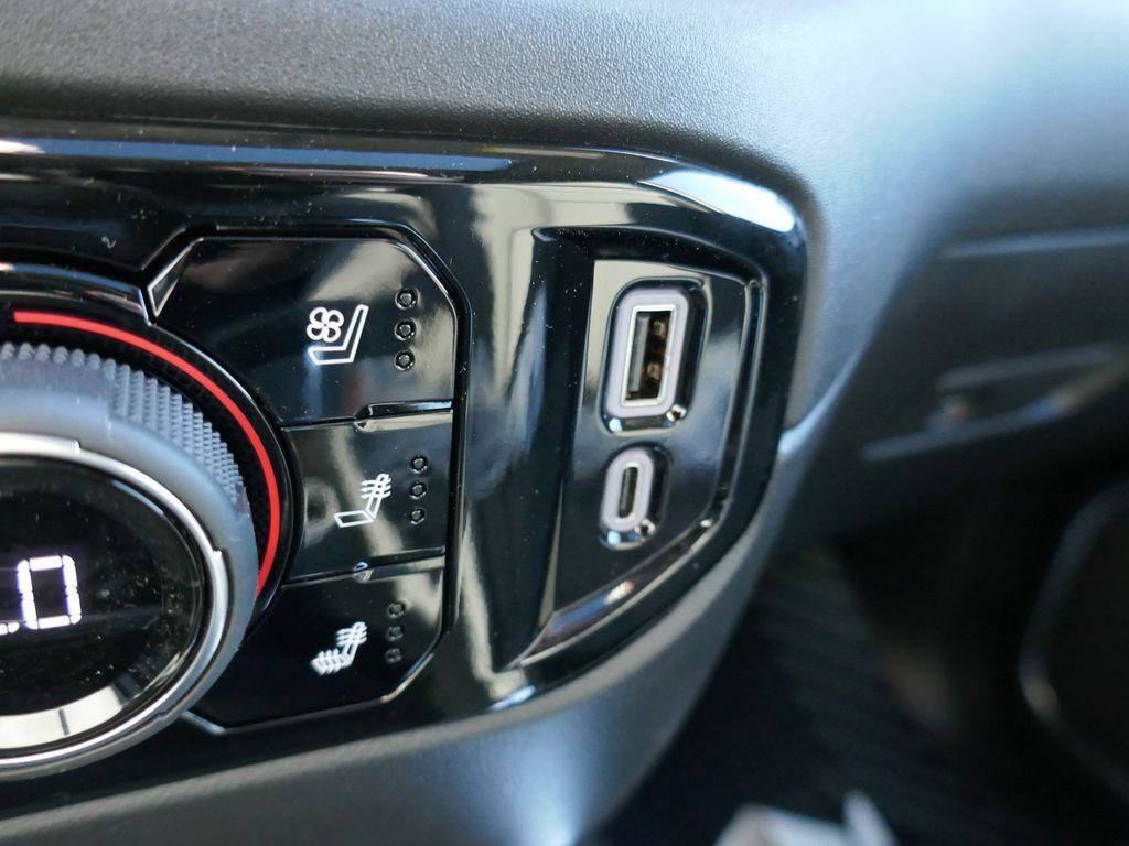 New 2026 Chevrolet Silverado 2500 LTZ w/ LTZ Plus Package AWD/4WD image 28