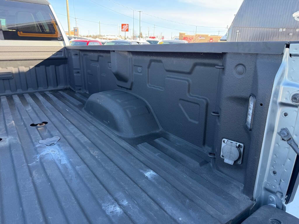 Used 2024 GMC Sierra 3500 SLT w/ SLT Premium Package image 52