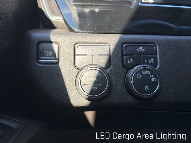 Used 2025 Chevrolet Silverado 1500 LT image 40
