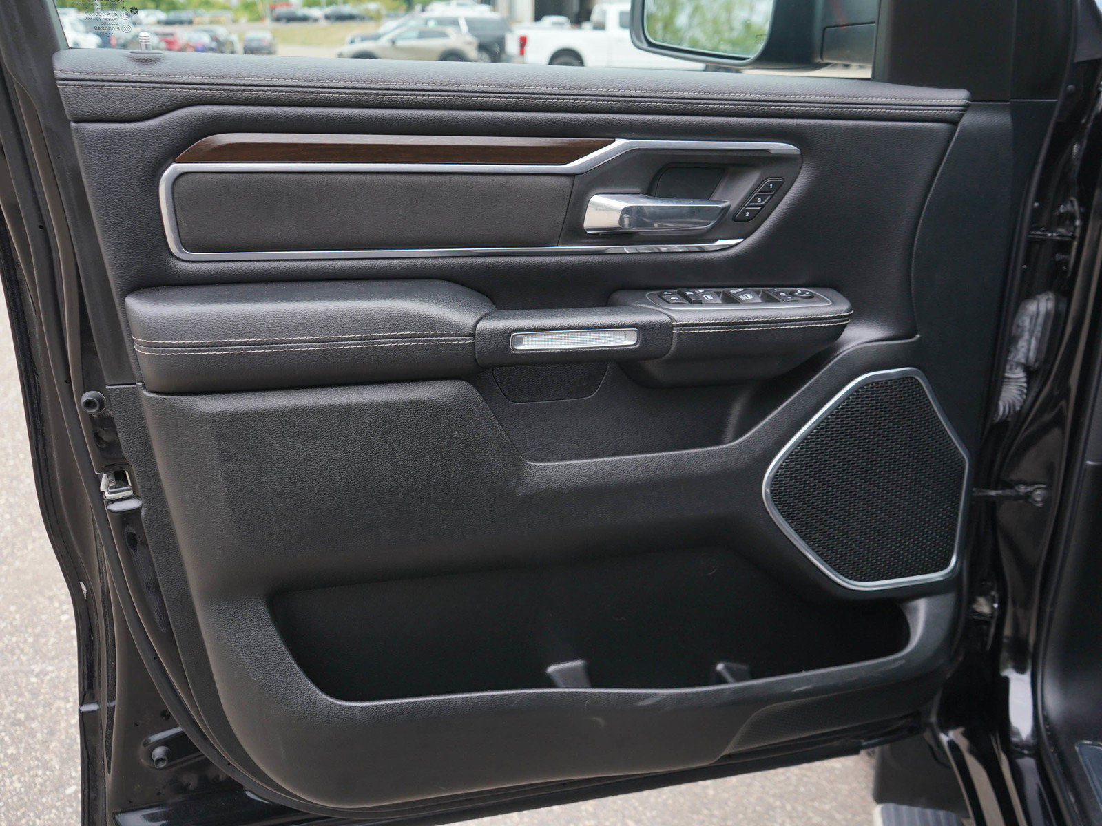 Used 2021 RAM 1500 Laramie AWD/4WD image 21