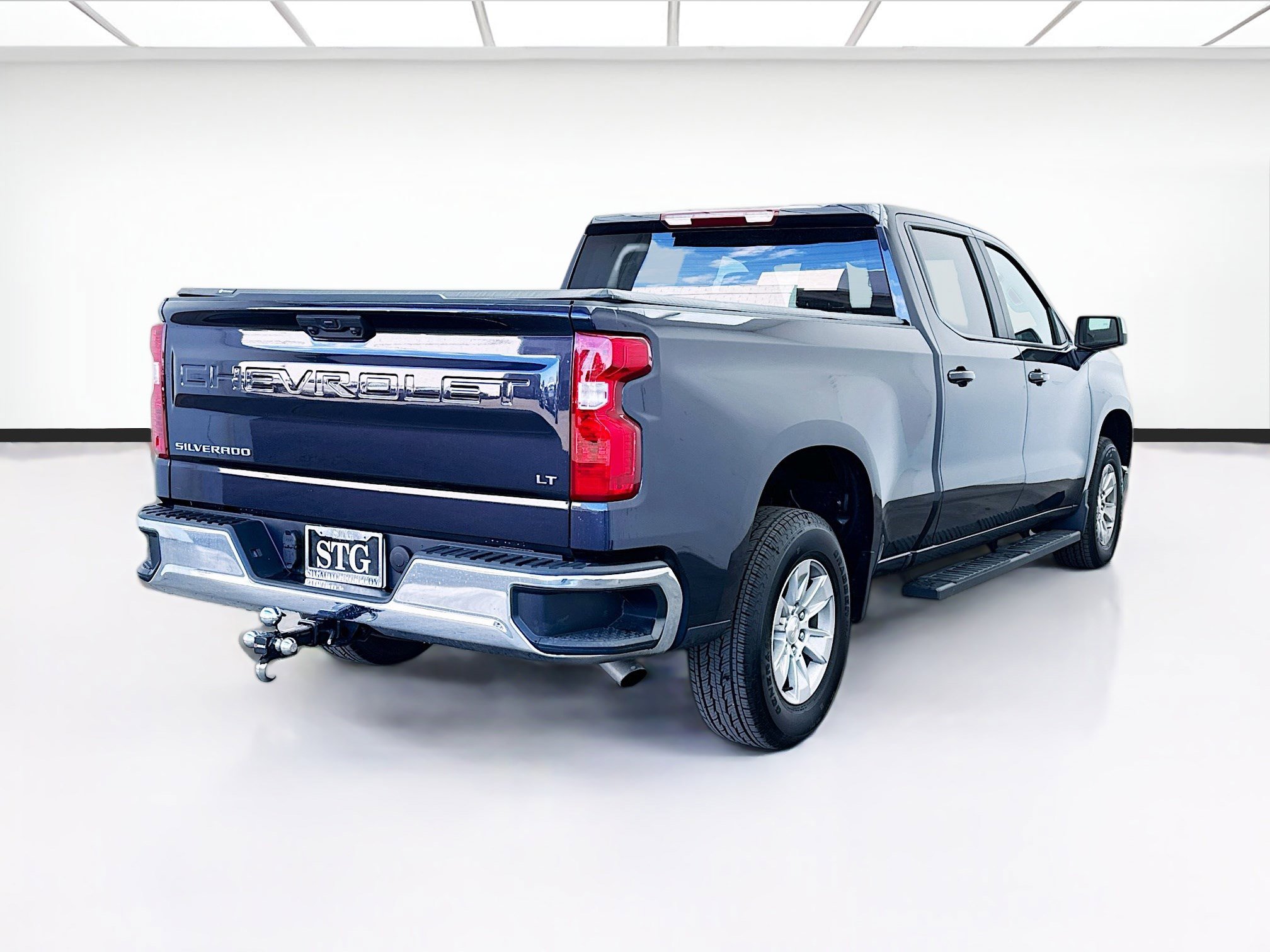Used 2024 Chevrolet Silverado 1500 LT image 4