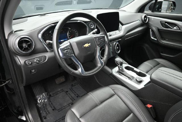Used 2023 Chevrolet Blazer LT w/ Midnight/Sport Edition AWD/4WD image 11