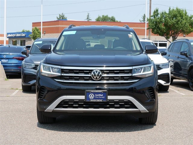 Certified 2022 Volkswagen Atlas SE image 2