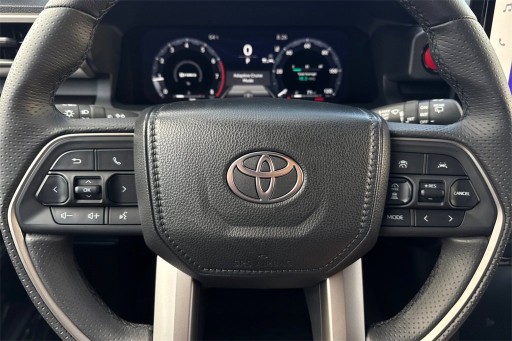 Used 2025 Toyota 4Runner TRD Off-Road Premium image 27