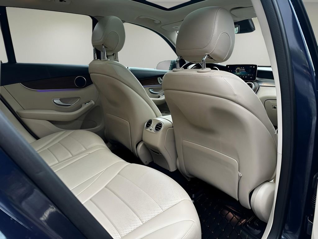 Used 2022 Mercedes-Benz GLC 300 4MATIC image 22