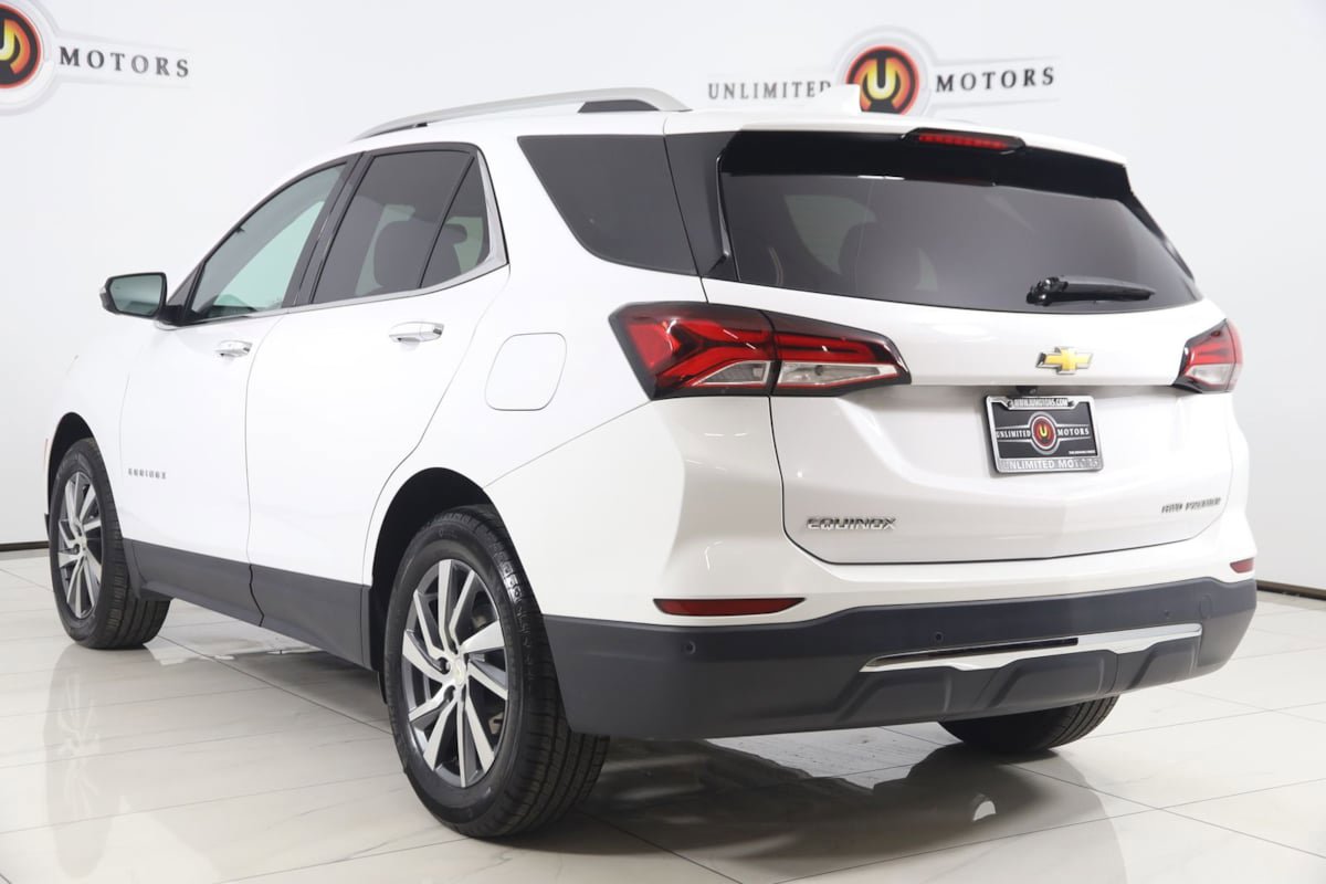 Used 2024 Chevrolet Equinox Premier AWD/4WD image 4
