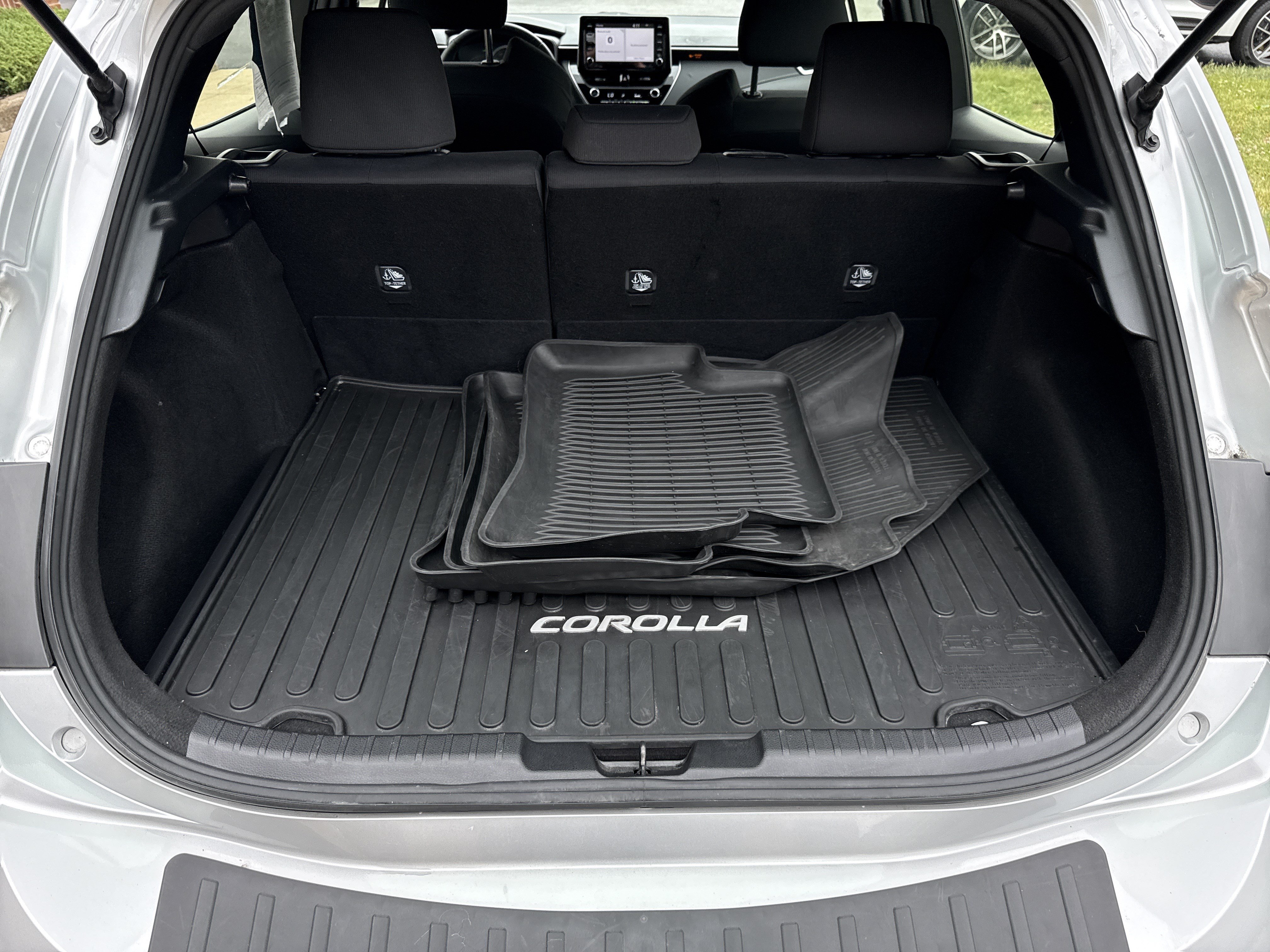 Used 2019 Toyota Corolla SE w/ SE Option Package FWD image 5