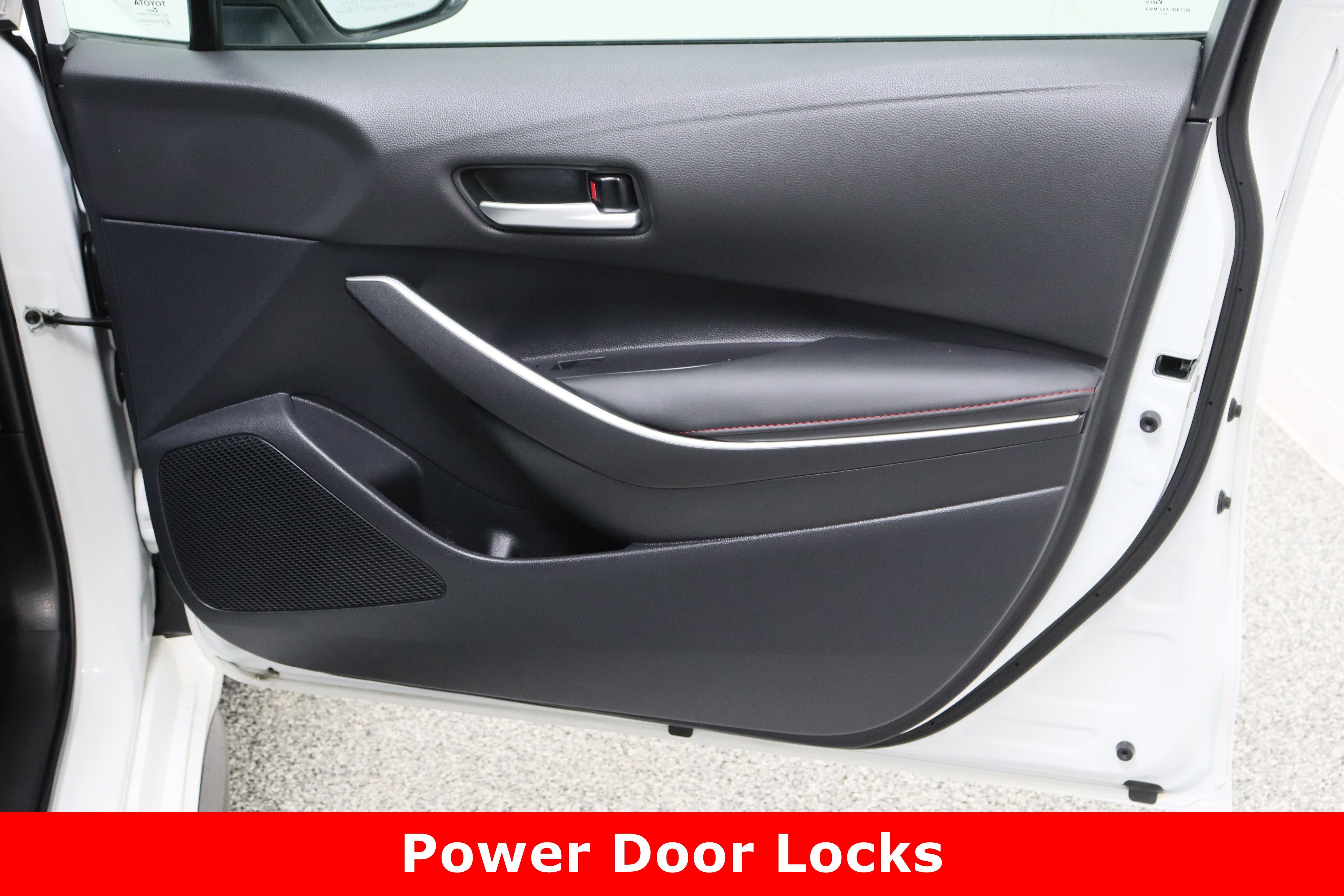 Certified 2025 Toyota Corolla SE image 32