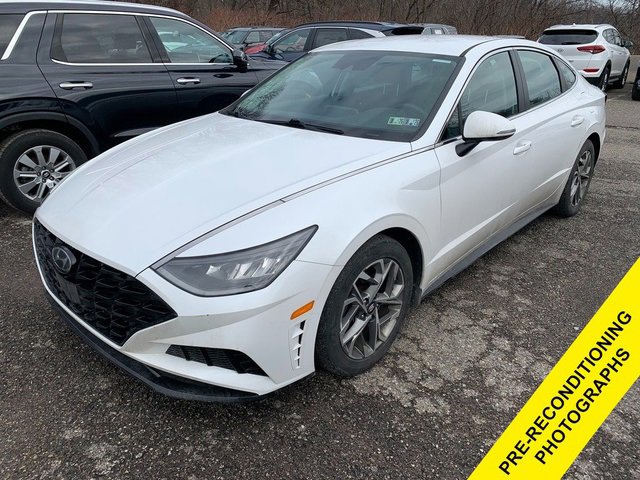 Used 2022 Hyundai Sonata SEL image 1