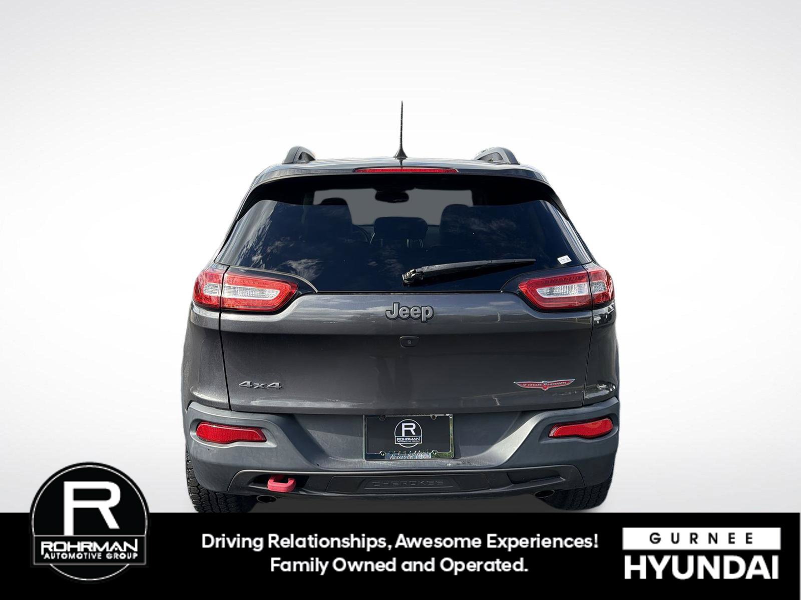 Used 2017 Jeep Cherokee Trailhawk w/ Comfort/Convenience Group AWD/4WD image 9