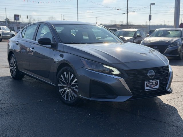Used 2025 Nissan Altima 2.5 SV video 2