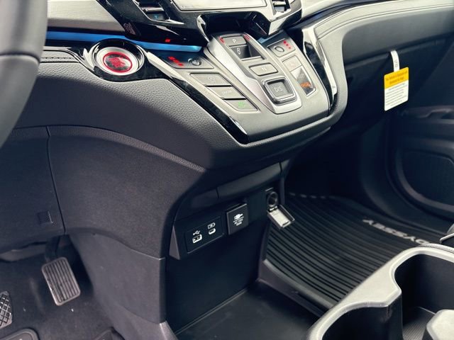 New 2026 Honda Odyssey Touring image 19