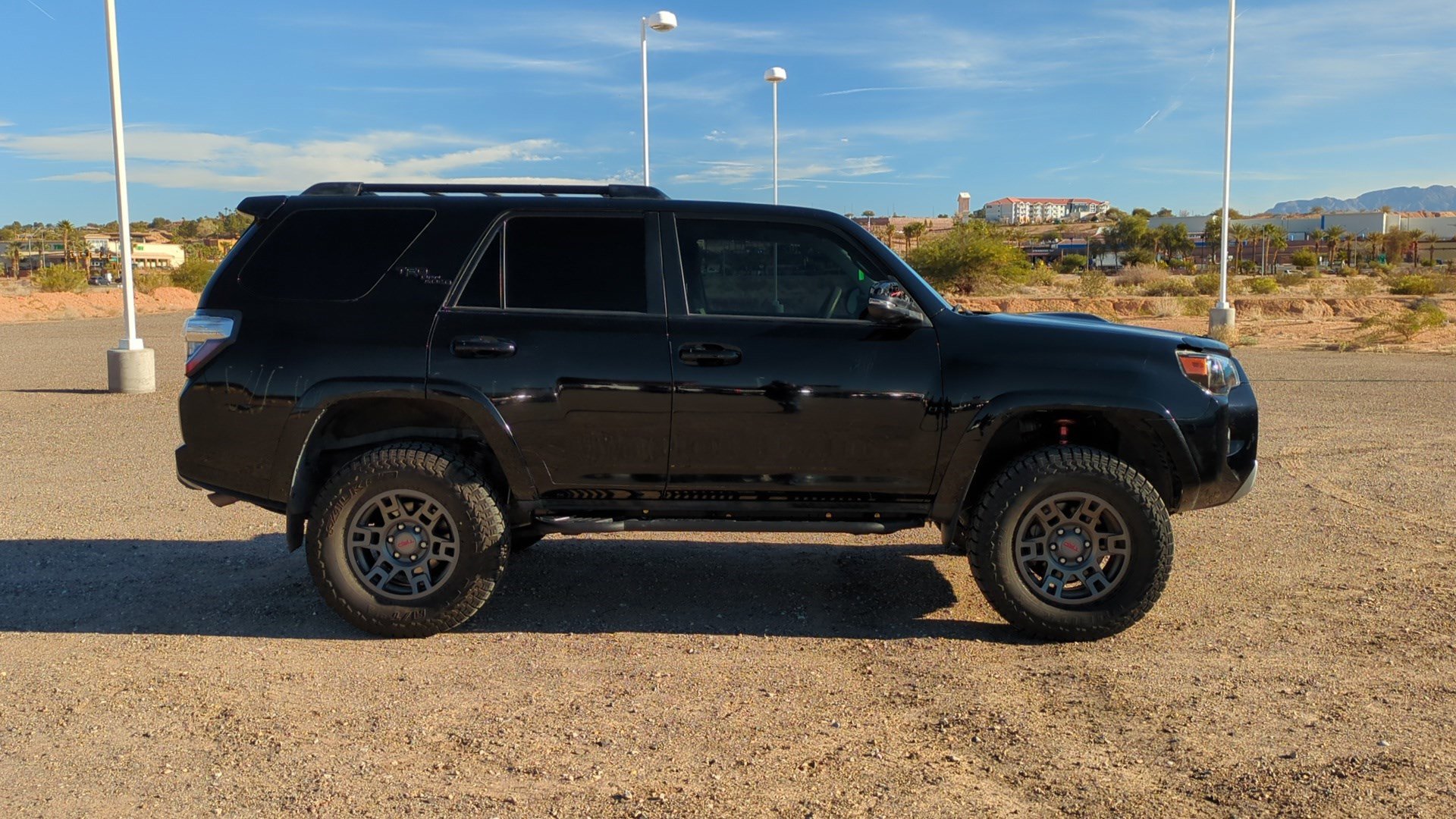 Used 2020 Toyota 4Runner TRD Off-Road Premium image 2