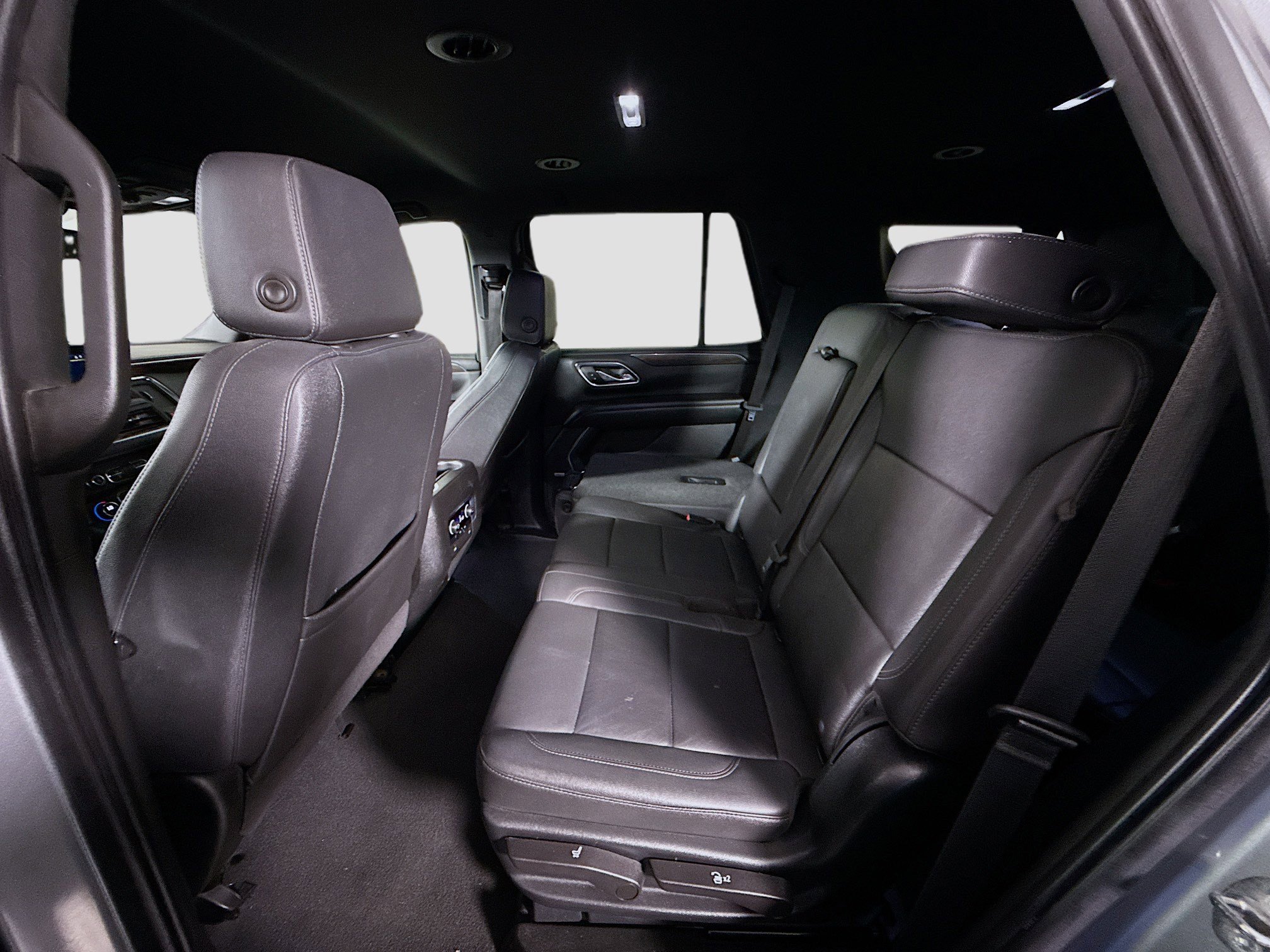 Used 2023 Chevrolet Tahoe LT RWD image 25