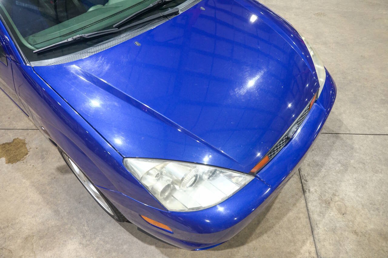 Used 2003 Ford Focus SVT FWD image 18