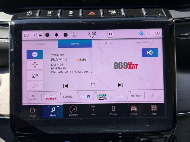 Used 2023 Jeep Grand Cherokee L Overland w/ Luxury Tech Group IV image 29