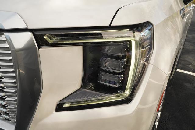 Used 2024 GMC Yukon Denali w/ Max Trailering Package image 30