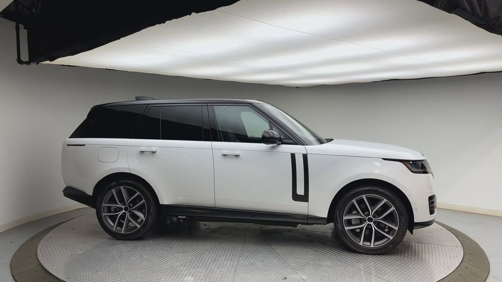 New 2026 Land Rover Range Rover SE AWD/4WD image 9