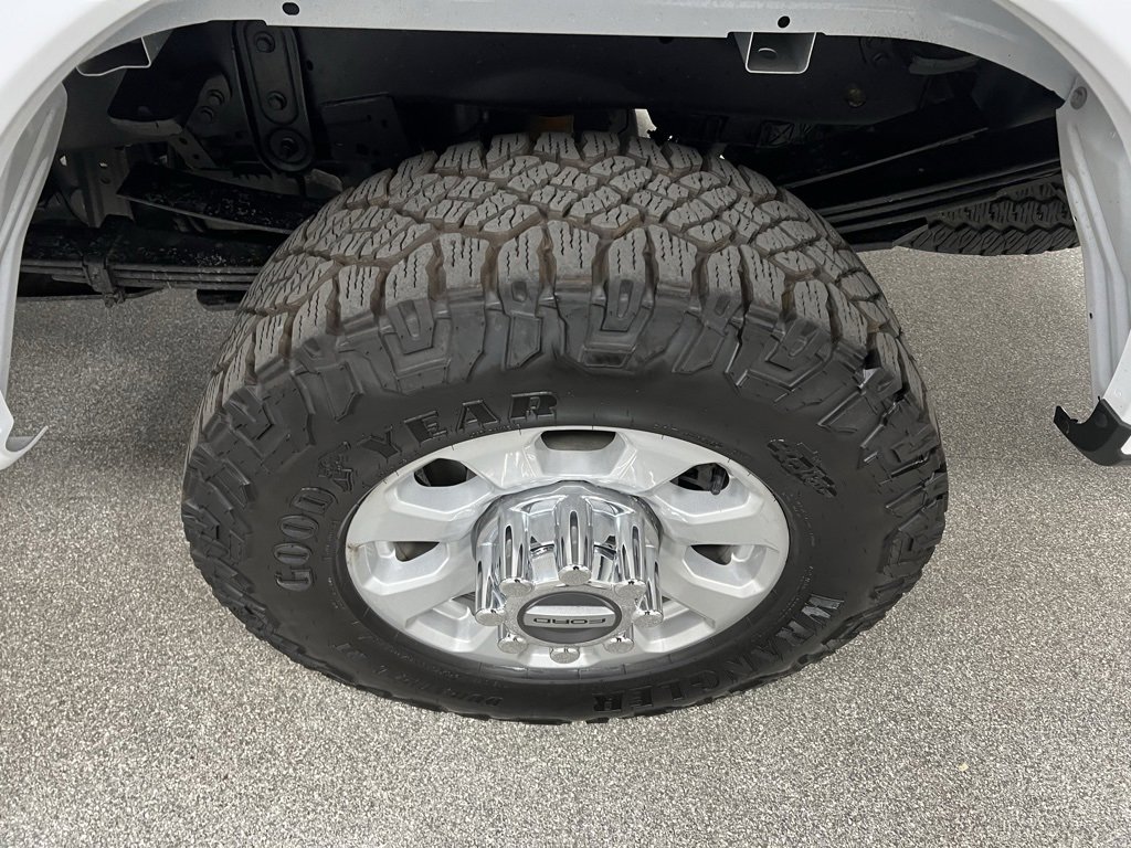 Used 2023 Ford F350 XLT w/ FX4 Off-Road Package image 19