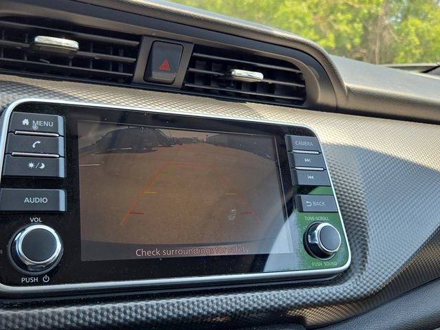 Used 2018 Nissan Kicks SV FWD image 12