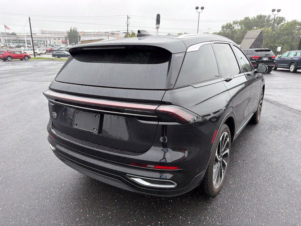 Certified 2024 Lincoln Nautilus Black Label AWD/4WD image 5