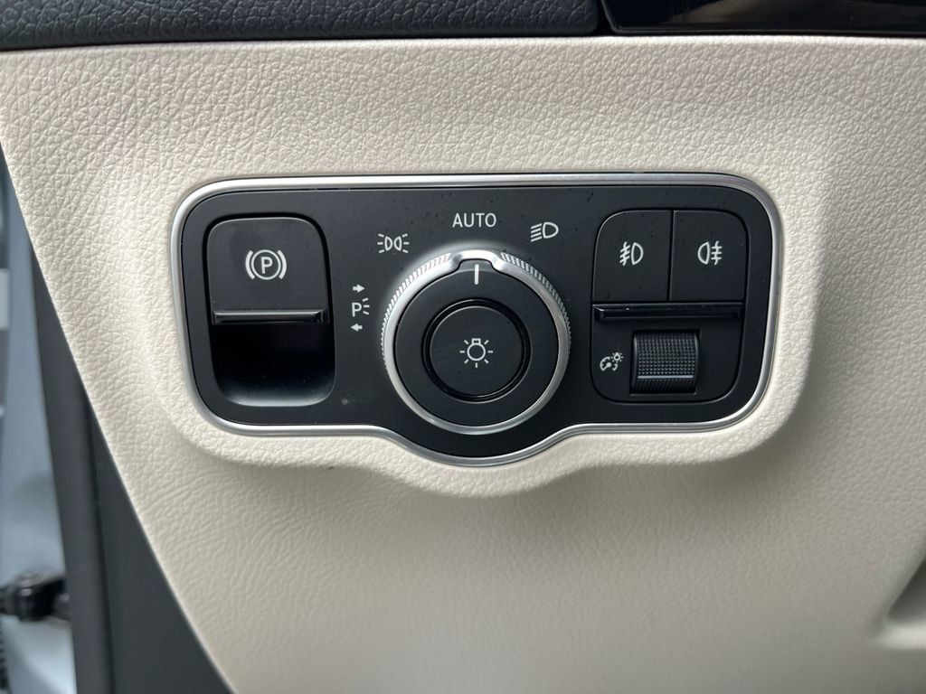 Certified 2026 Mercedes-Benz GLA 250 4MATIC image 23