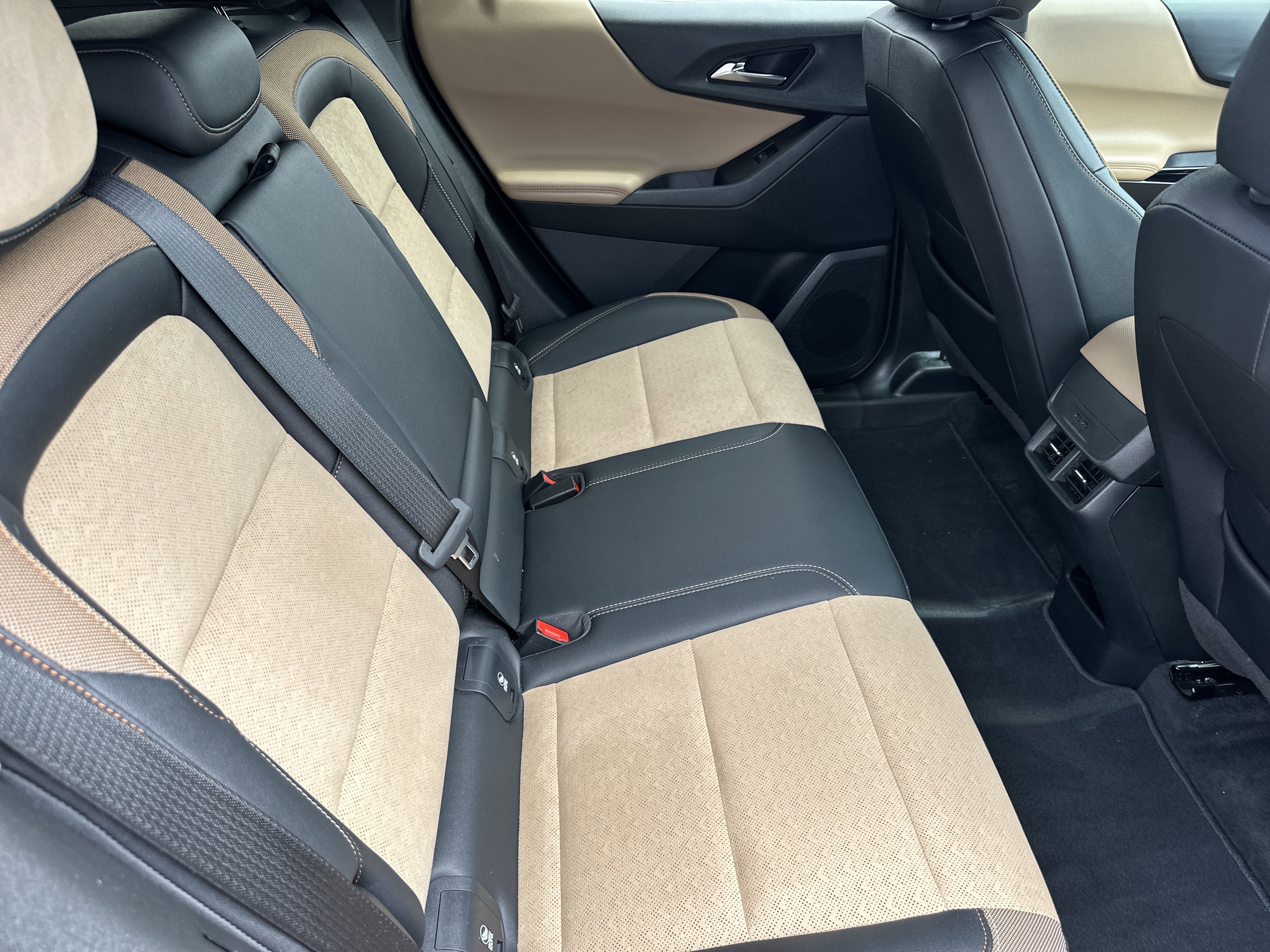 Certified 2026 Chevrolet Equinox ACTIV image 16