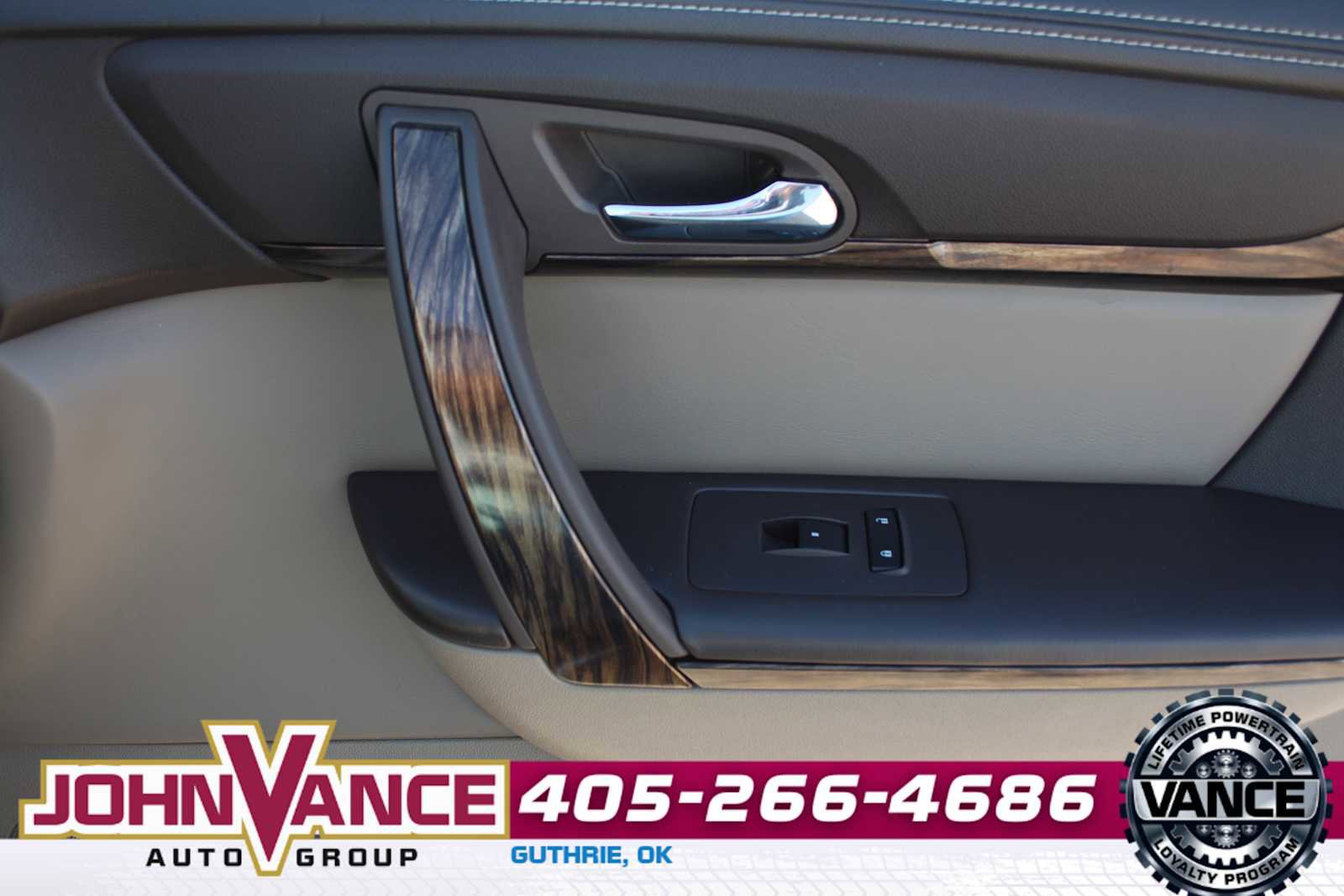 Used 2015 GMC Acadia Denali image 14