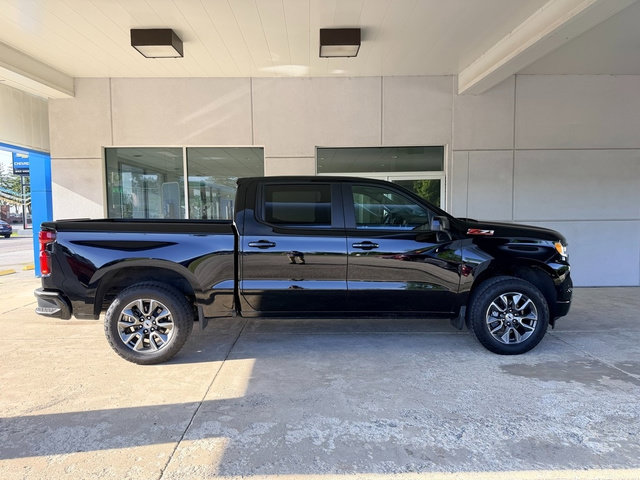 Used 2024 Chevrolet Silverado 1500 RST AWD/4WD image 6
