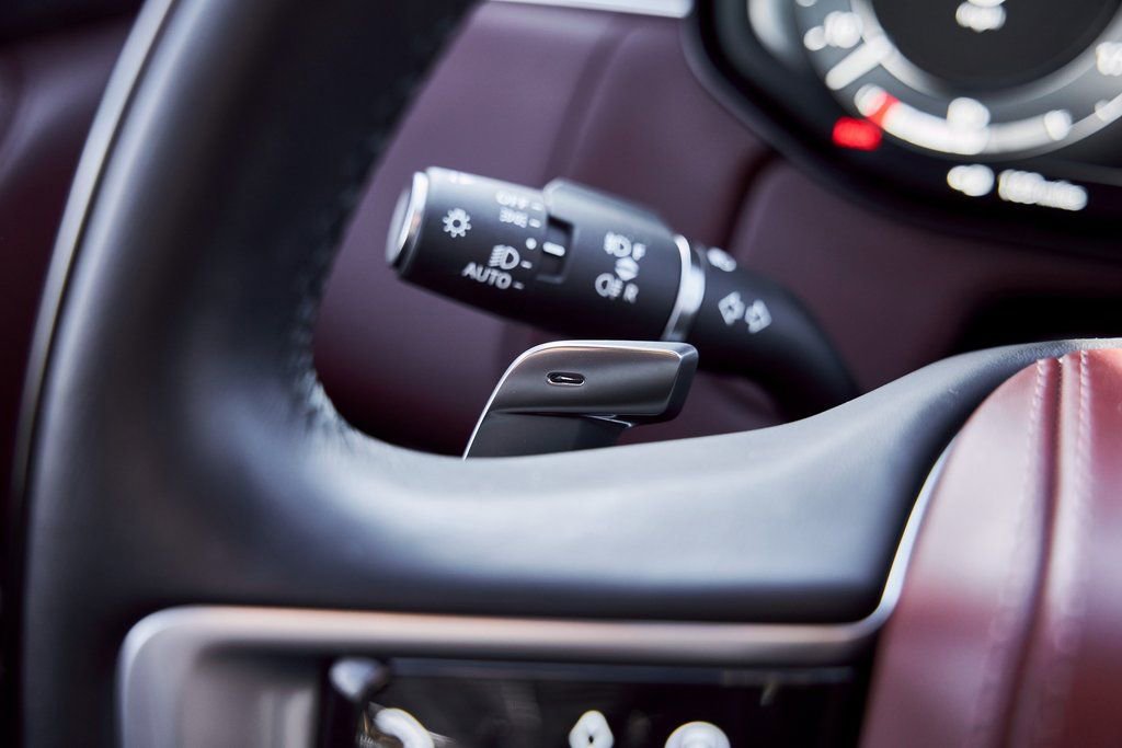 Used 2025 Land Rover Range Rover SE image 53