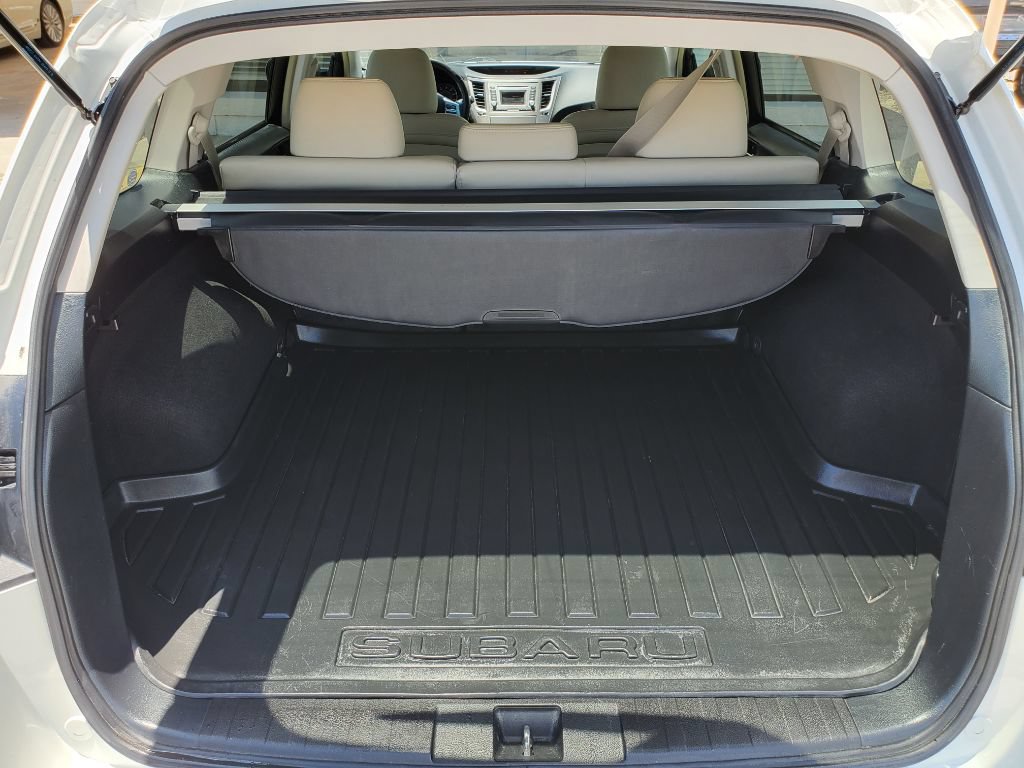 Used 2012 Subaru Outback 2.5i Limited w/ Moonroof Pkg AWD/4WD image 33
