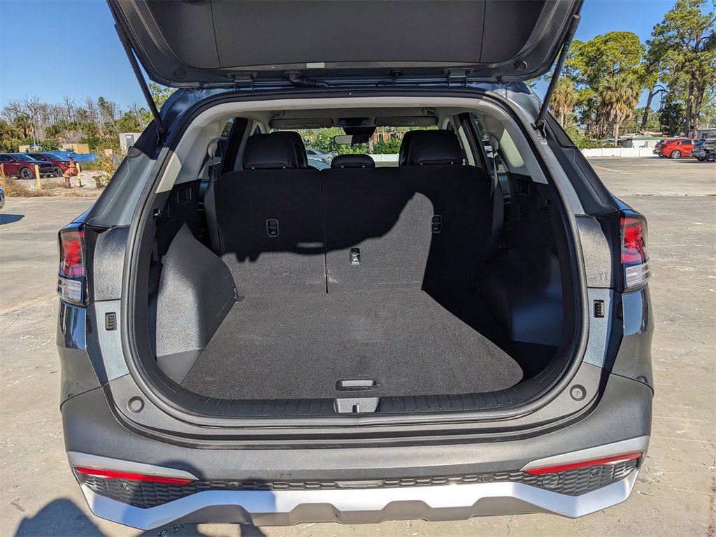 Certified 2024 Kia Sportage EX image 13