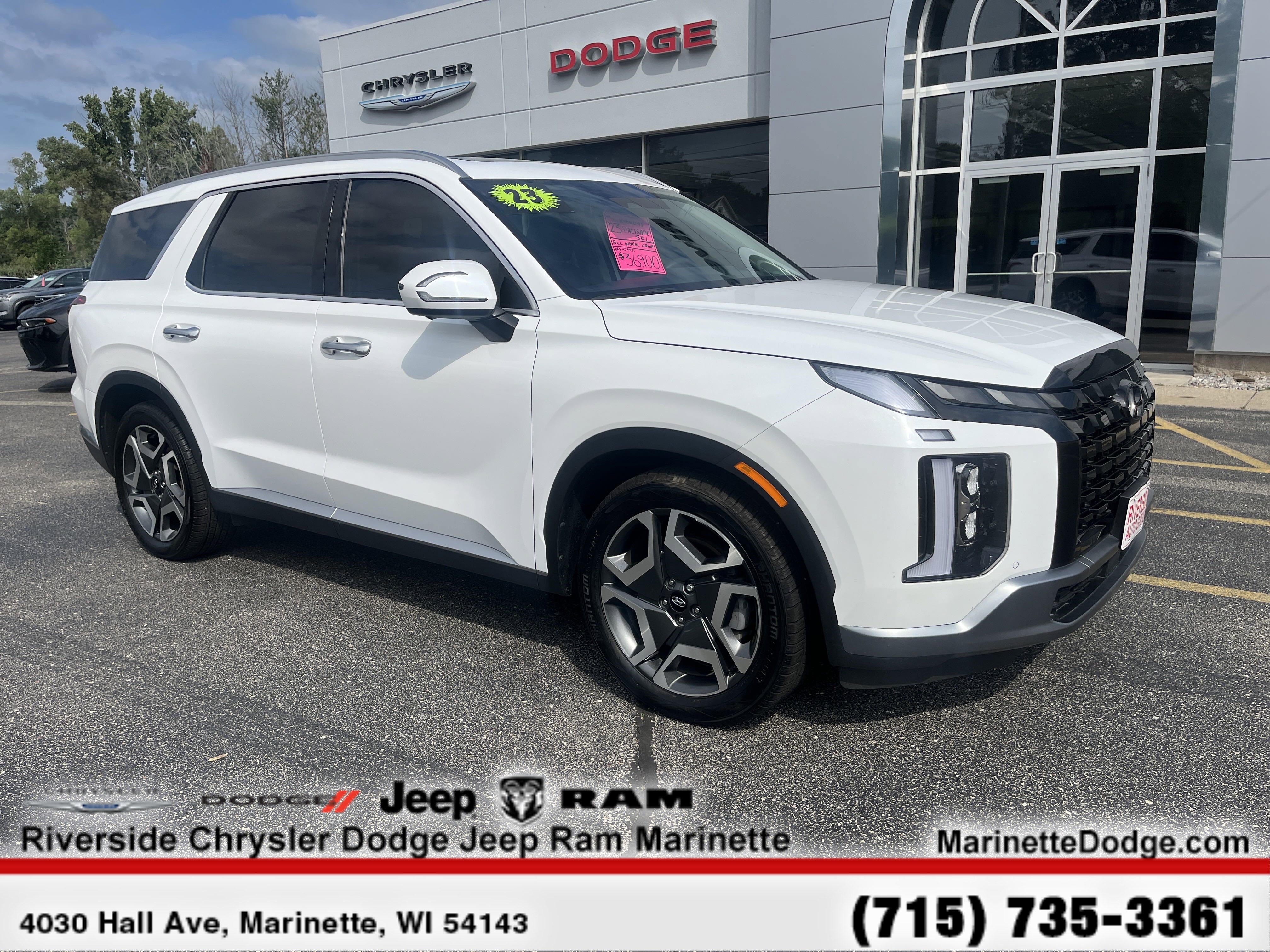 Used 2023 Hyundai Palisade SEL image 2