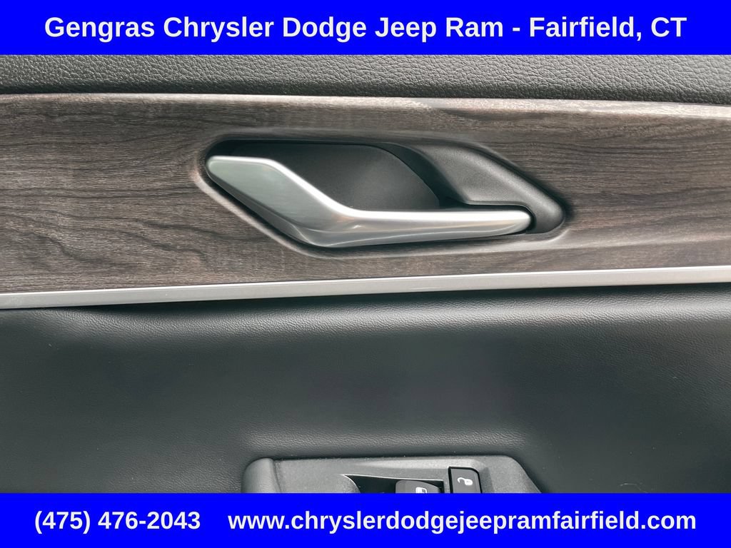 Certified 2023 Jeep Grand Cherokee Limited AWD/4WD image 20