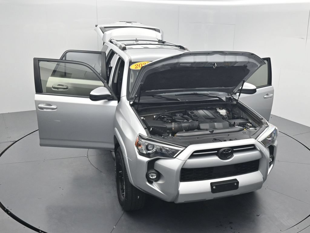 Used 2023 Toyota 4Runner SR5 AWD/4WD image 57