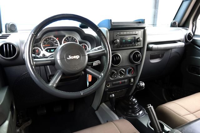 Used 2010 Jeep Wrangler Unlimited Sport image 9