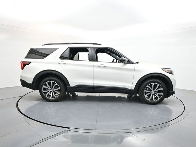 New 2026 Ford Explorer ST-Line AWD/4WD image 8