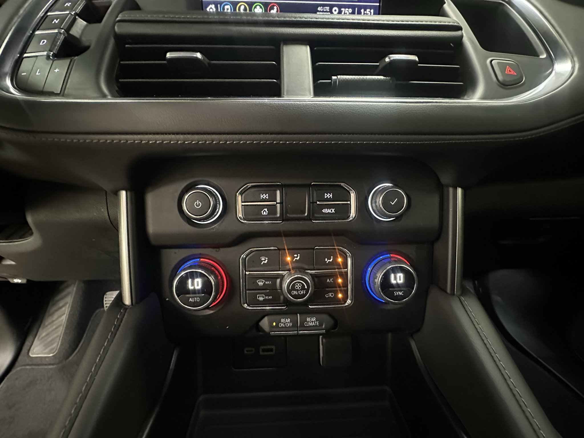 Used 2023 Chevrolet Tahoe LS AWD/4WD image 29