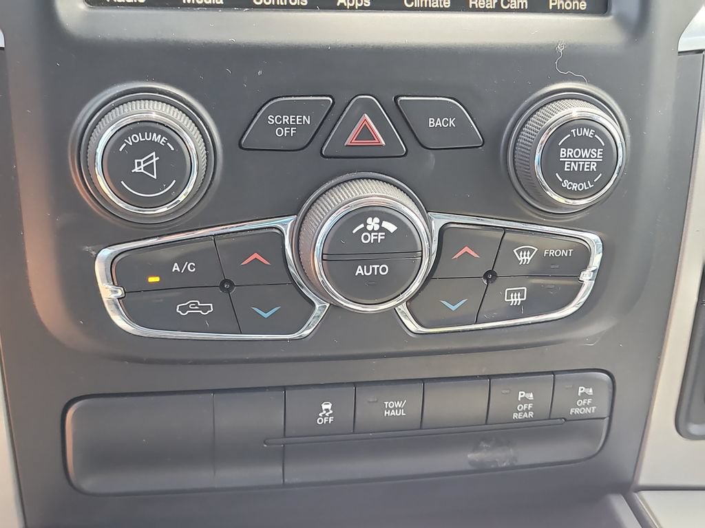 Used 2017 RAM 1500 Big Horn AWD/4WD image 24
