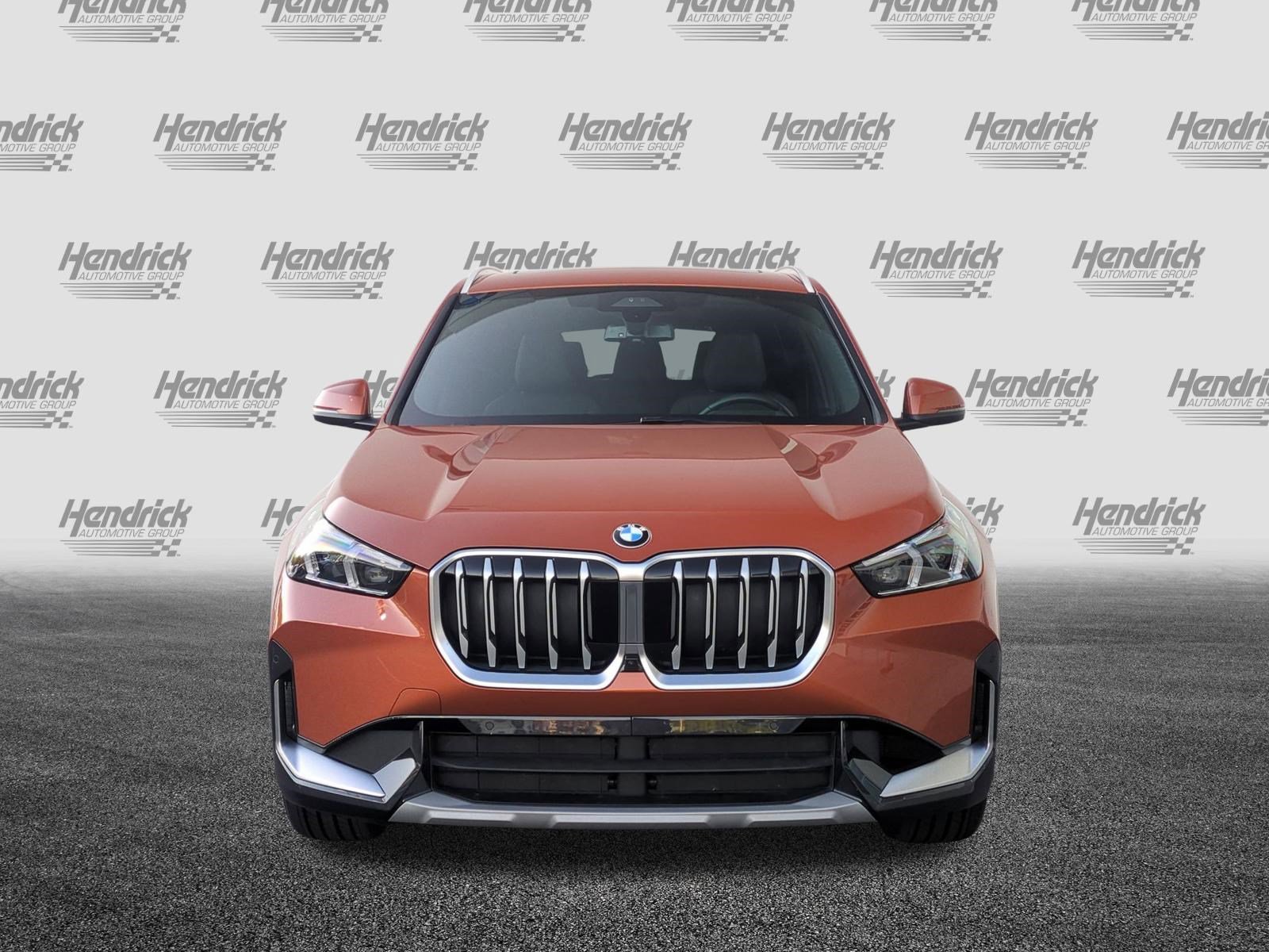 Certified 2025 BMW X1 xDrive28i AWD/4WD image 3