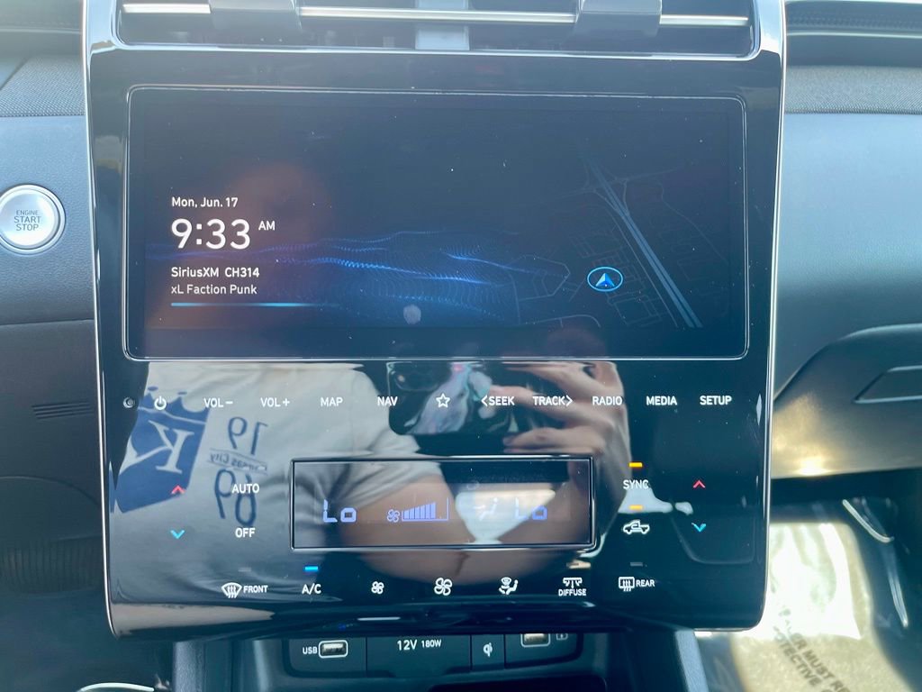 Used 2024 Hyundai Santa Cruz Limited image 24